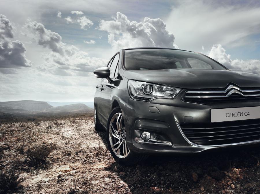  Citroen C4 2010 года  (фото 102 из 147)